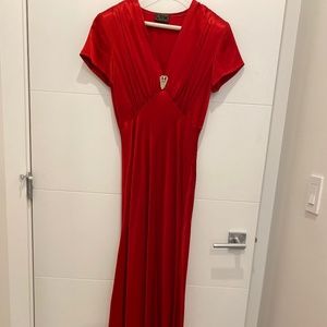 Timeless vintage long red dress - perfect condition!